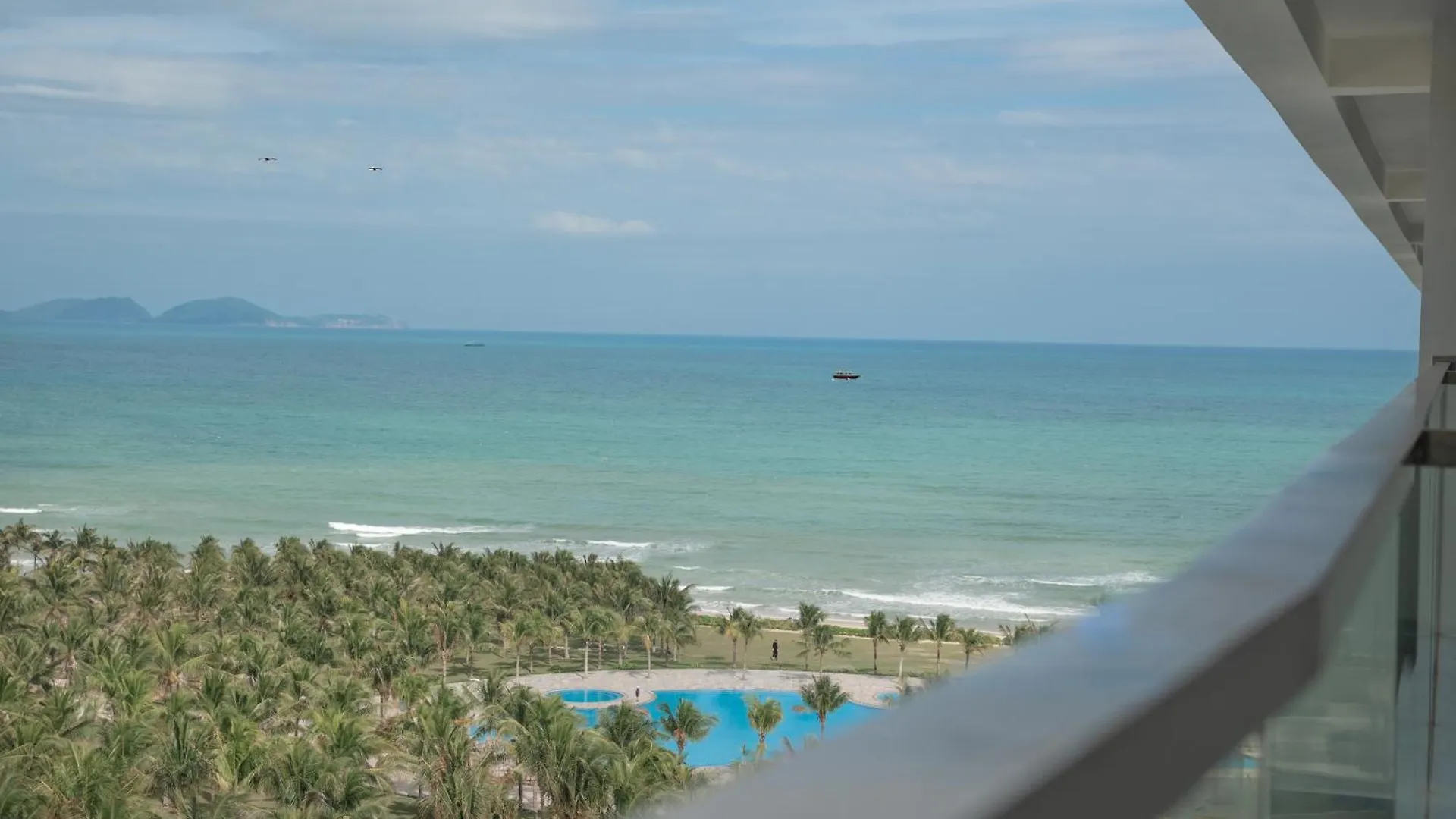 Aquamarine Beachfront Resort & Spa Cam Ranh 5*,  Vietnam
