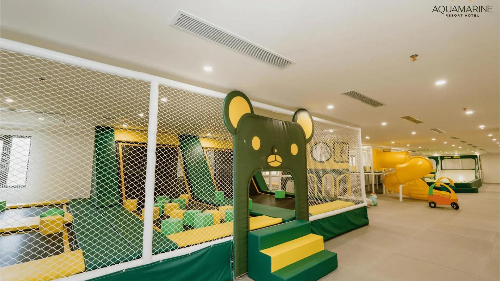 Aquamarine Beachfront Resort & Spa Cam Ranh