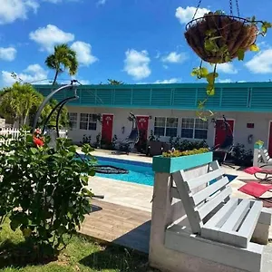 Georges Royal Inn Frederiksted